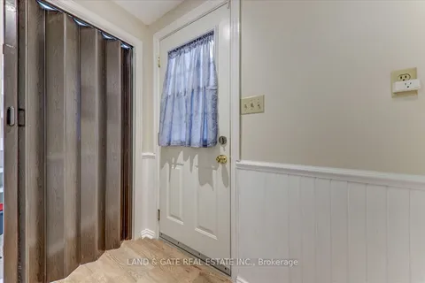 55 Elgin St, Oshawa, ON L1G 1S9