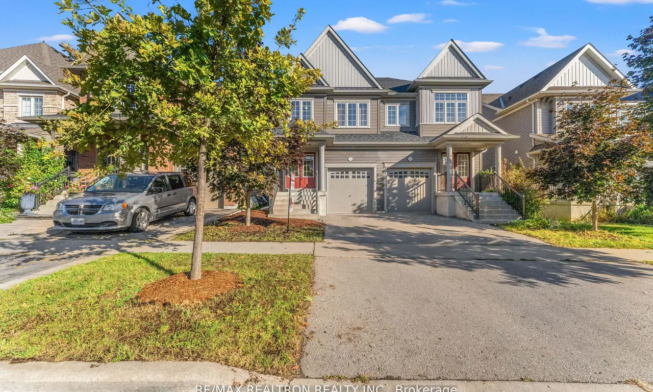 152 Dance Act Ave, Oshawa, ON L1L 0H4