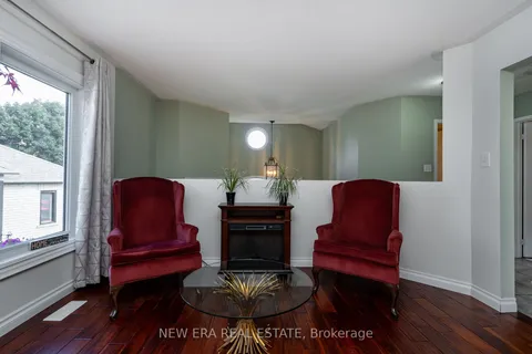 1916 Edenwood Dr, Oshawa, ON L1G 7Y2