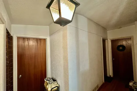 17 Brookridge Dr, Toronto, ON M1P 3M3