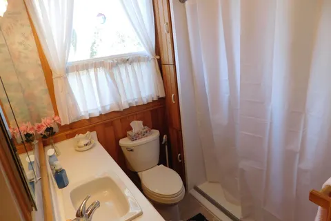 15 Ben Stanton Blvd, Toronto, ON M1H 1N6