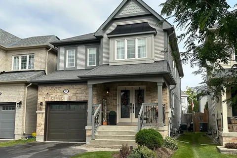 39 Darryl Caswell Way, Clarington, ON L1C 0H9