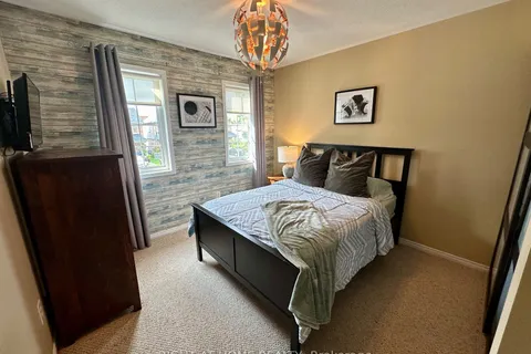 39 Darryl Caswell Way, Clarington, ON L1C 0H9
