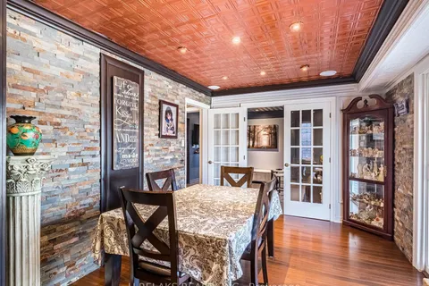 172 Melissa Cres, Whitby, ON L1N 8G8