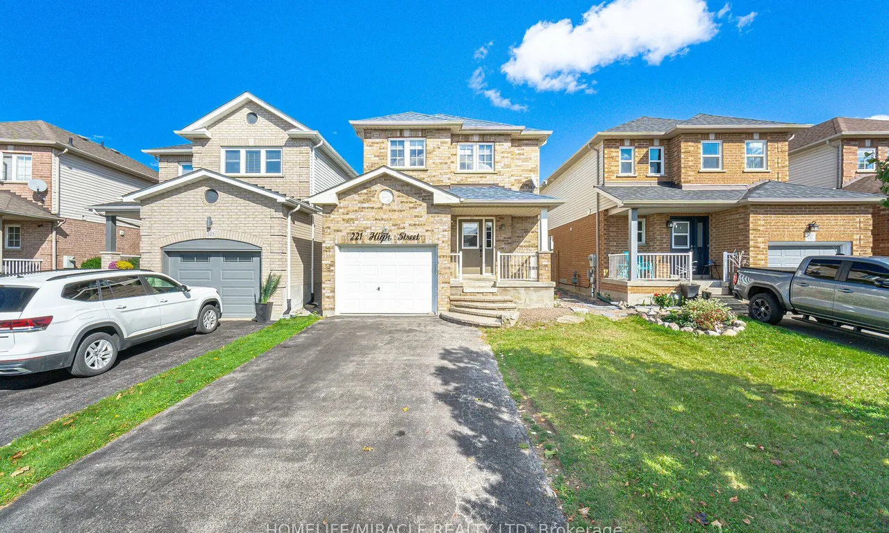 221 High St, Clarington, ON L1C 5G2