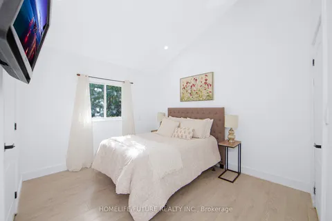 4474 Hill St, Clarington, ON L0A 1J0