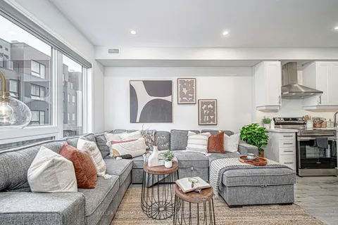 1706 Pleasure Valley Path, Oshawa, ON L1G 0E3