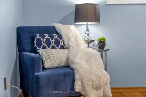 49 Dreyer Dr, Ajax, ON L1S 1J3