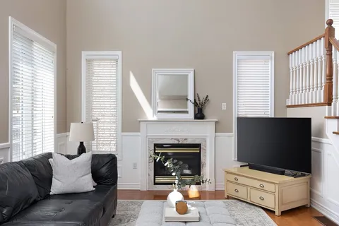 65 Northern Dancer Dr, Oshawa, ON L1L 0A9