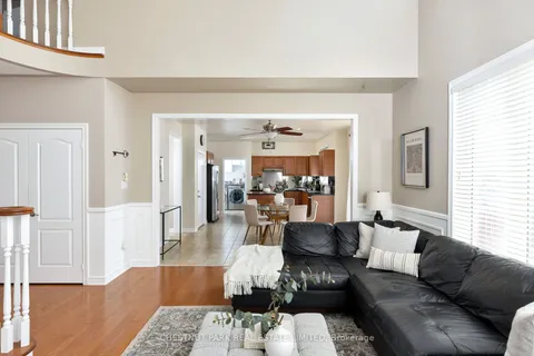 65 Northern Dancer Dr, Oshawa, ON L1L 0A9