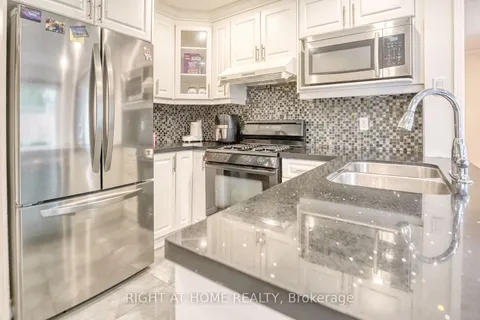 53 Dakin Dr, Ajax, ON L1T 2S2