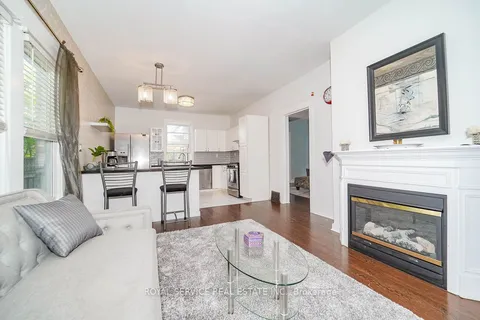 19 Ritson Rd, Oshawa, ON L1H 5G7