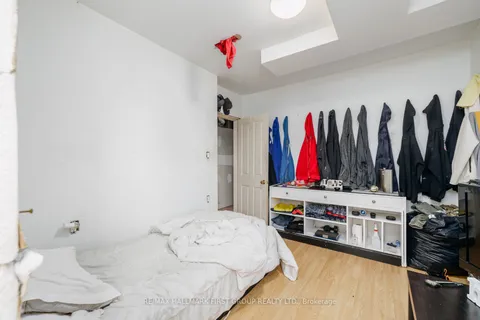 156 Centre St, Oshawa, ON L1H 4A4