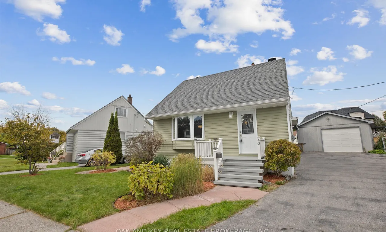 40 Woodhouse Cres, Ajax, ON L1S 2N4