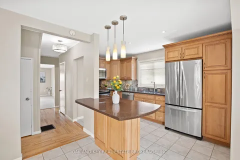 40 Woodhouse Cres, Ajax, ON L1S 2N4