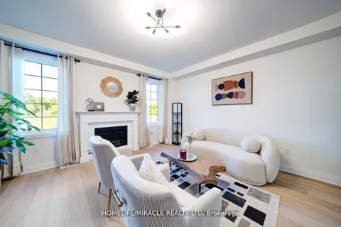 3283 Turnstone Blvd, Pickering, ON L1X 0M9