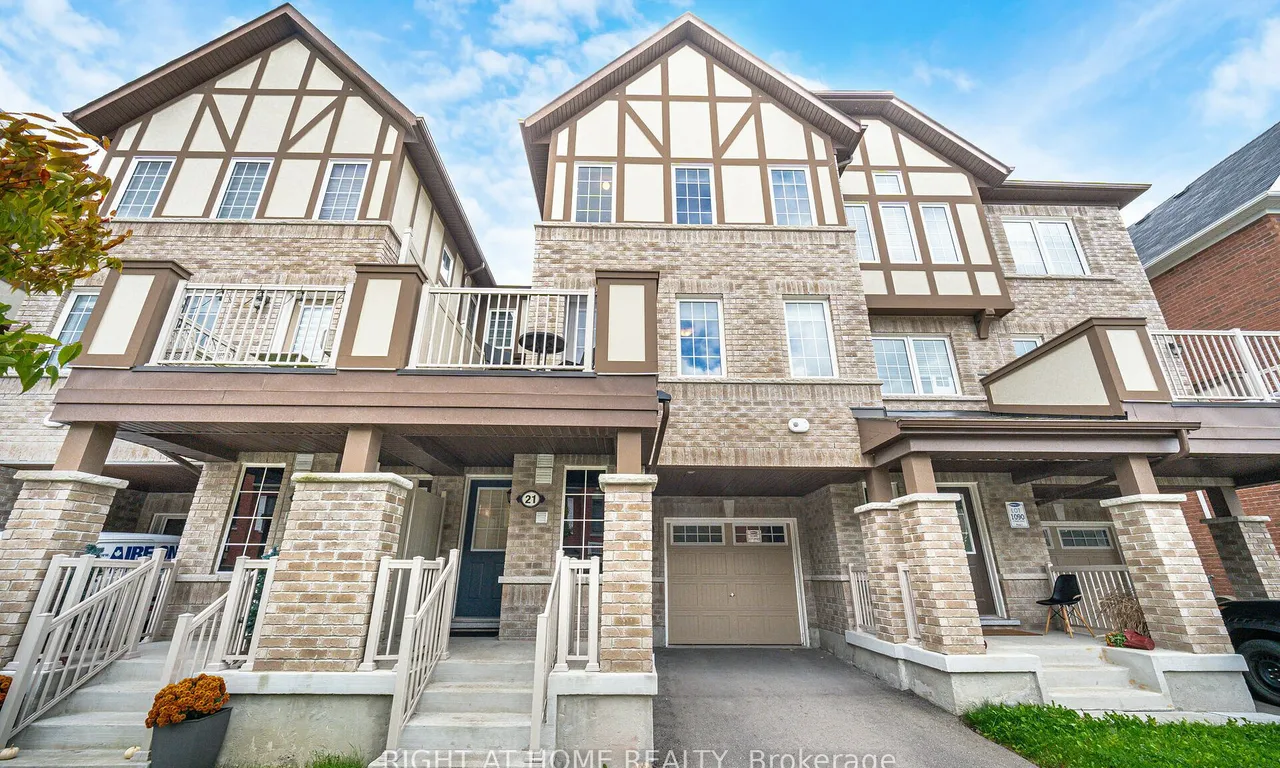 21 Bluegill Cres, Whitby, ON L1P 0E4