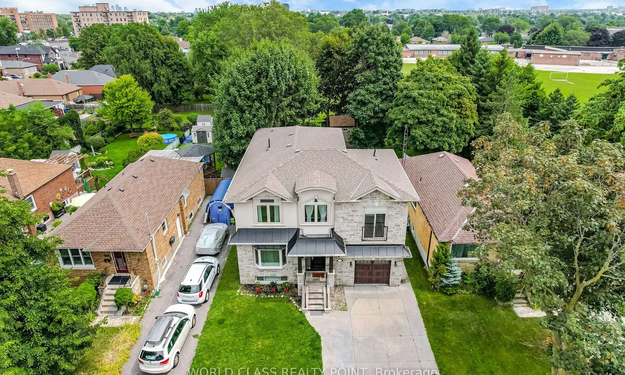 41 Howarth Ave, Toronto, ON M1R 1H3