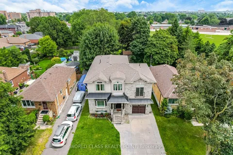 41 Howarth Ave, Toronto, ON M1R 1H3