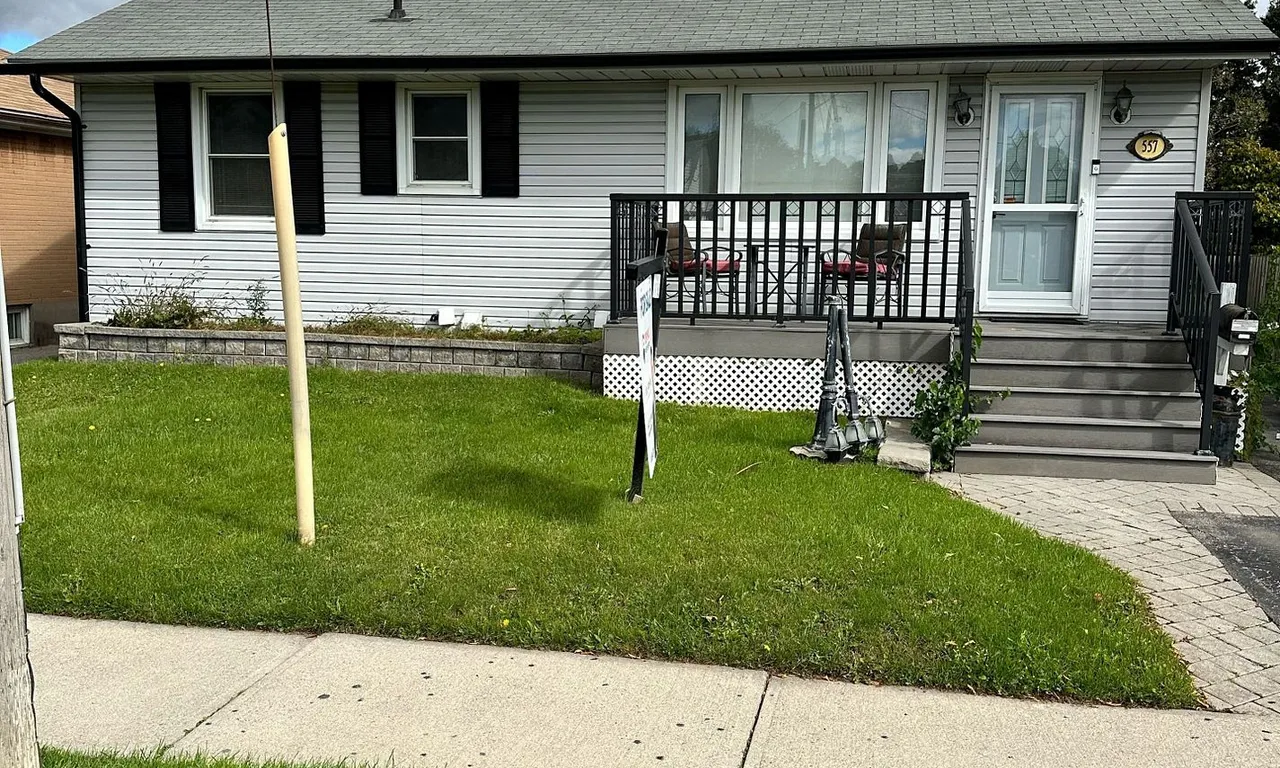 557 Wilson Rd, Oshawa, ON L1H 6E3