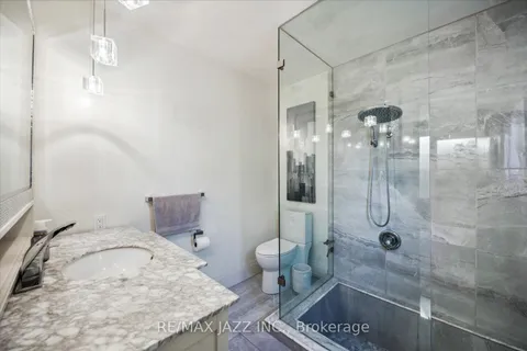 791 Oshawa Blvd, Oshawa, ON L1G 5V1