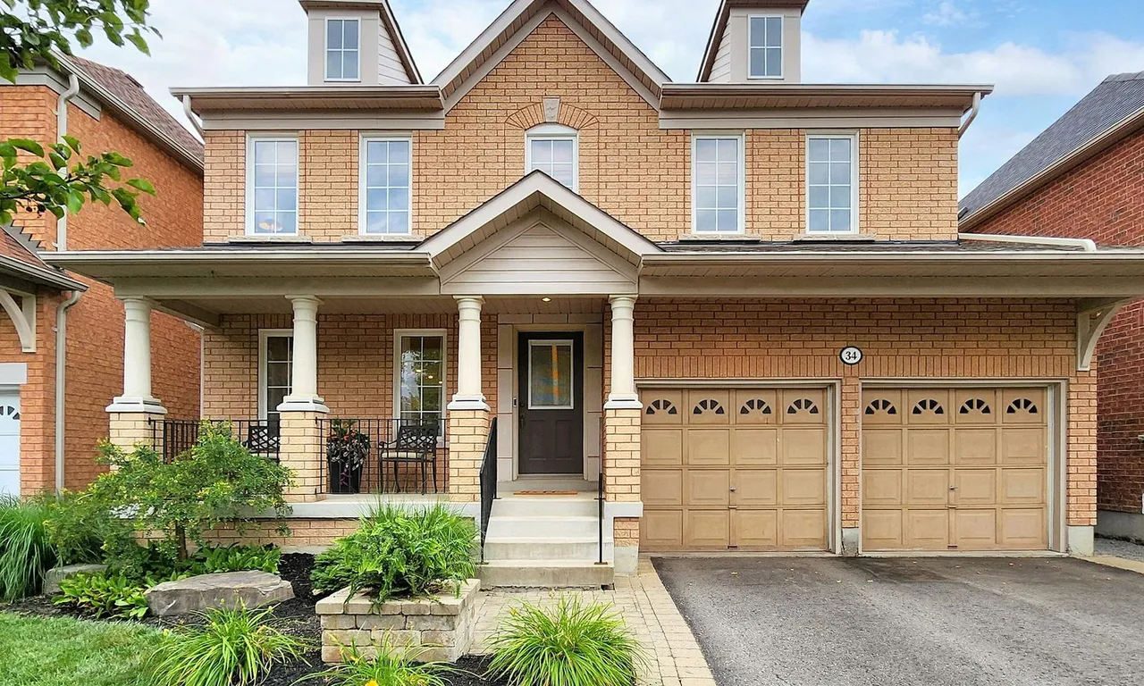 34 HASKELL Ave, Ajax, ON L1T 4Y8