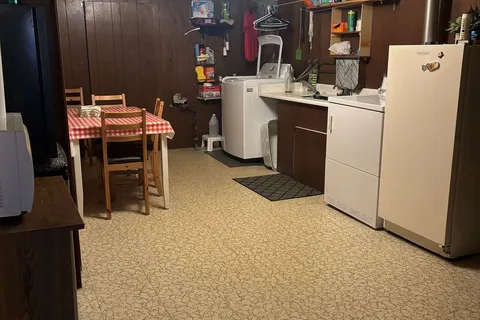 860 Olive Ave, Oshawa, ON L1H 2S5