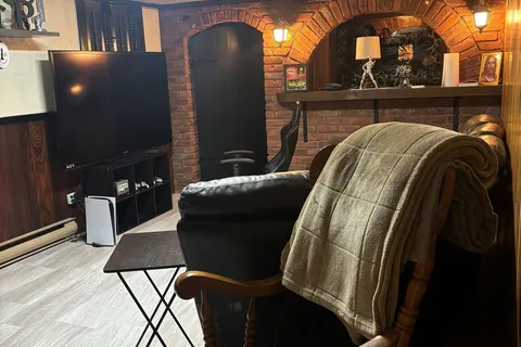 860 Olive Ave, Oshawa, ON L1H 2S5