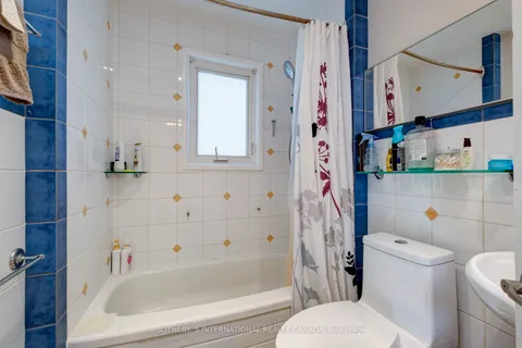 1173 Broadview Ave, Toronto, ON M4K 2S8