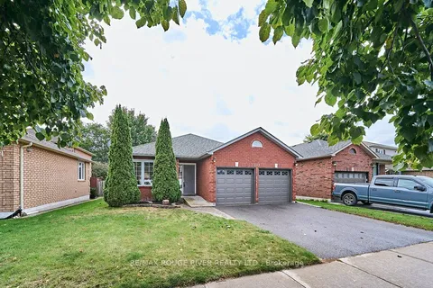 117 George Reynolds Dr, Clarington, ON L1E 2E8