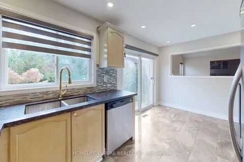 26 Salamander St, Toronto, ON M1X 1Y9