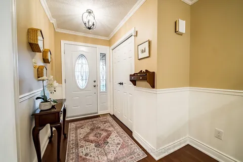 56 Chester Cres, Scugog, ON L9L 1K7