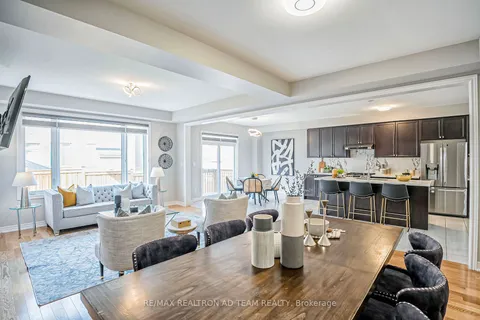 2407 Florentine Pl, Pickering, ON L1X 0H1
