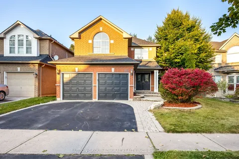 115 Gartshore Dr, Whitby, ON L1P 1N8