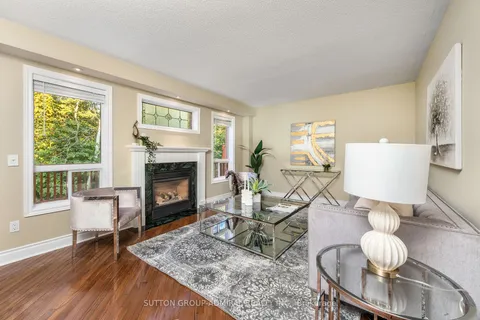 115 Gartshore Dr, Whitby, ON L1P 1N8
