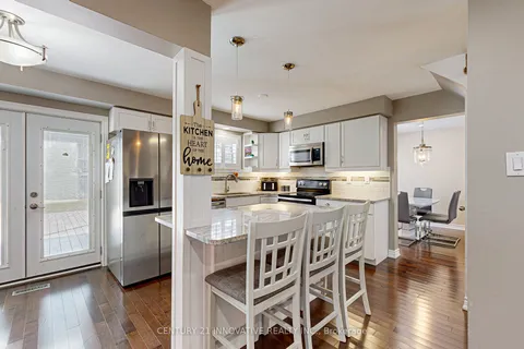 77 Rolling Acres Dr, Whitby, ON L1R 2B8