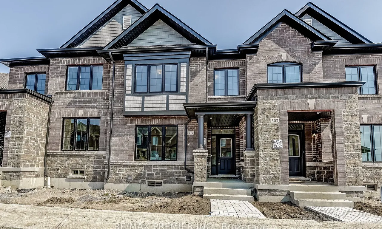 309 Coronation Rd, Whitby, ON L1P 0H8