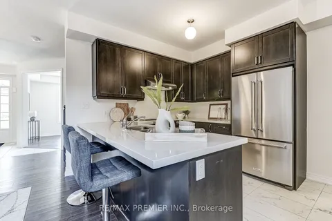 309 Coronation Rd, Whitby, ON L1P 0H8