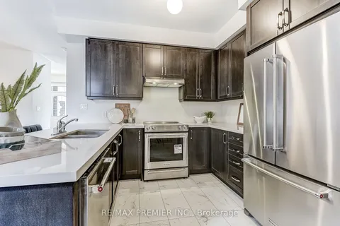 309 Coronation Rd, Whitby, ON L1P 0H8