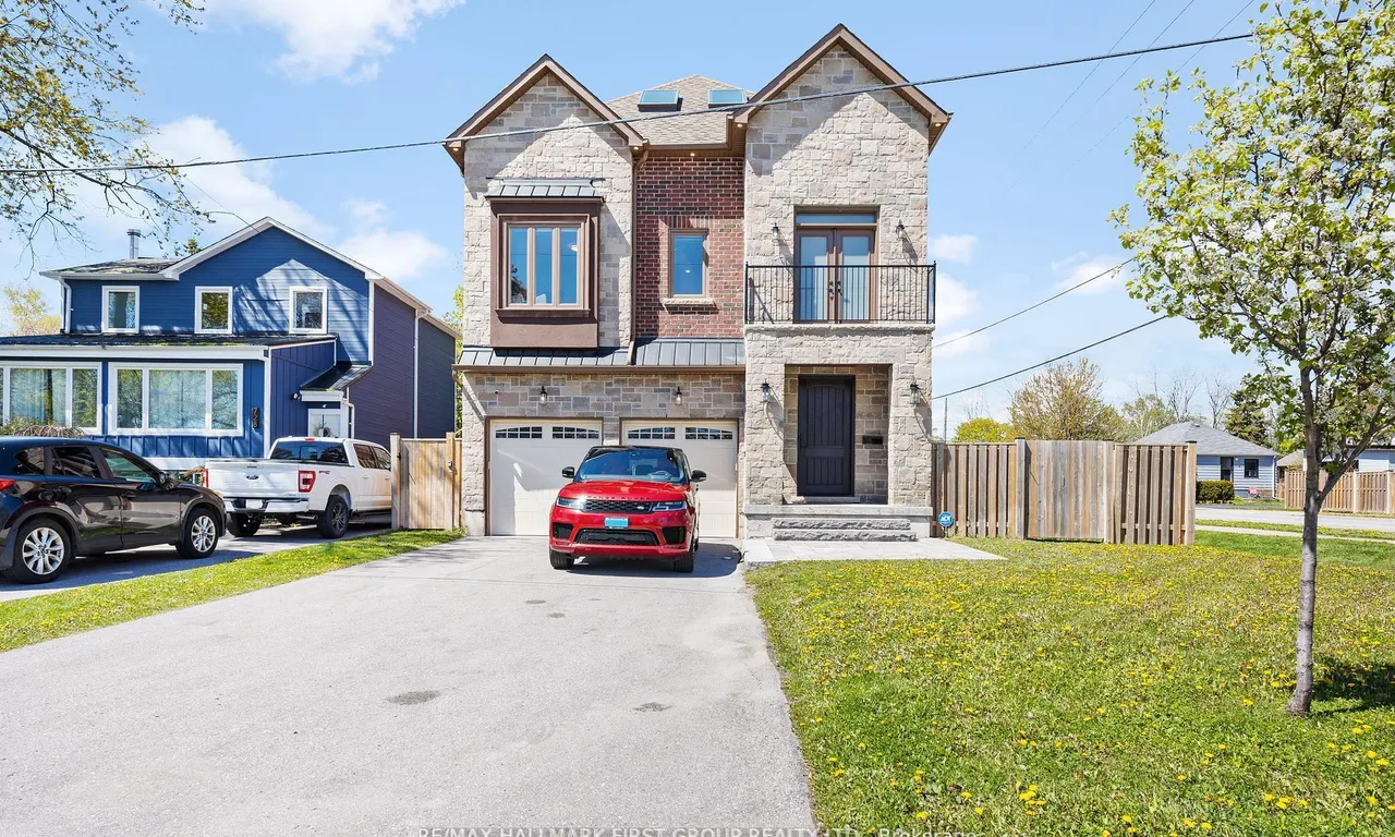 732 Hillview Cres, Pickering, ON L1W 2R8