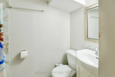 1354 Orlando Crt, Oshawa, ON L1G 6T9