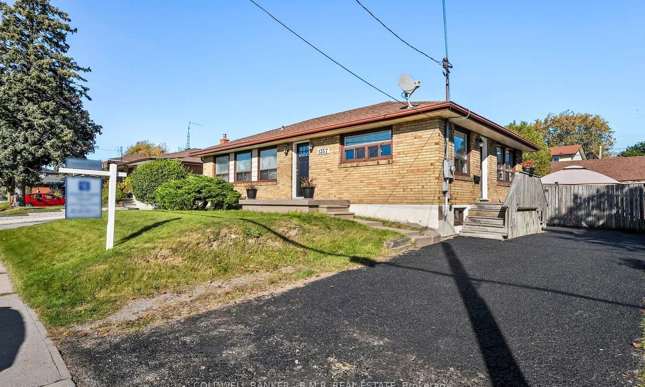 1357 Park Rd, Oshawa, ON L1J 4K3