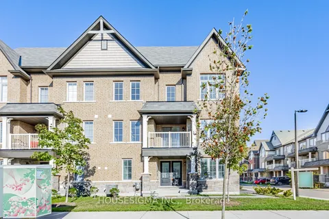 43 Amulet Way, Whitby, ON L1R 0R5