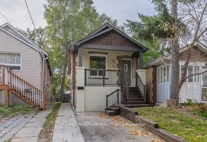 39 Goodwood Park Cres, Toronto, ON M4C 2G6