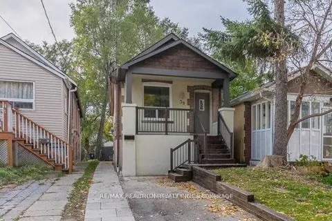 39 Goodwood Park Cres, Toronto, ON M4C 2G6