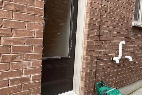 4 Hassard Short Lane, Ajax, ON L1S 0C4