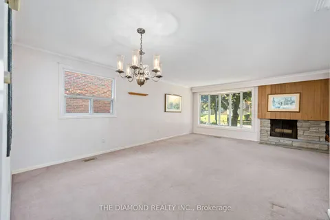 3 Batterswood Dr, Toronto, ON M1T 1S2