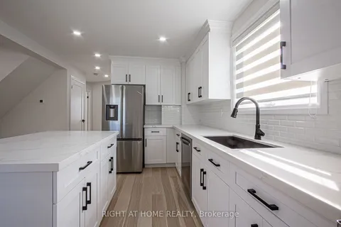 961 Victoria Pk Ave, Toronto, ON M4B 2J4