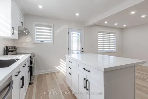 961 Victoria Pk Ave, Toronto, ON M4B 2J4