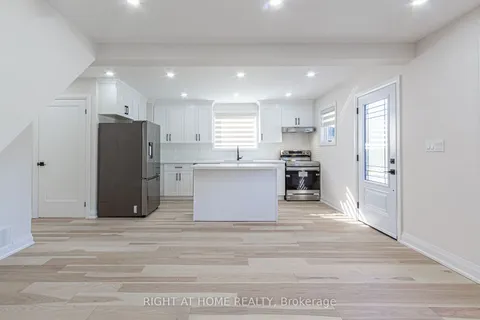 961 Victoria Pk Ave, Toronto, ON M4B 2J4